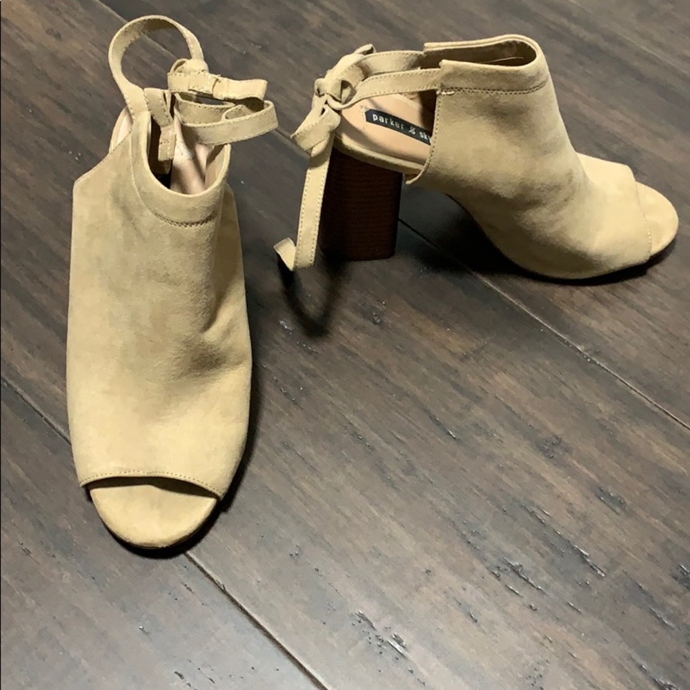 Tie Up Open- Toed Booties - Picture 4 of 4